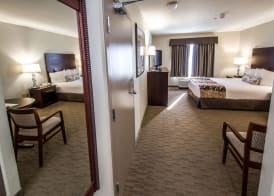 Best Western Plus Pembina Inn & Suites 5