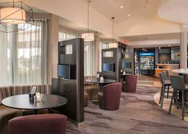 Courtyard by Marriott Houston Northeast 4
