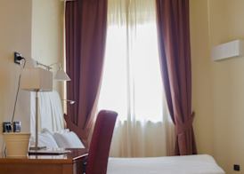 Green Park Hotel 5