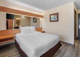 SureStay by Best Western Sacramento South Natomas 5