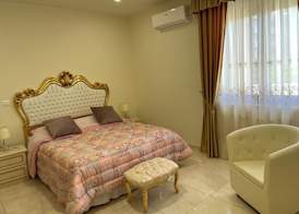 Villa Nicole House - Apartments & Suite 5