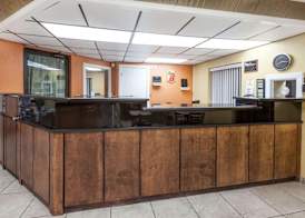 Super 8 by Wyndham Clinton 2
