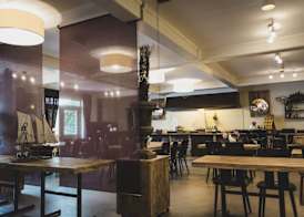 Bar-Bistro-Hotel DOK 2