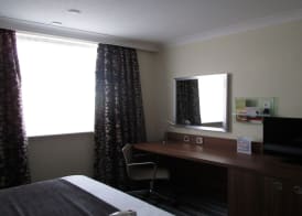 Holiday Inn LEEDS - GARFORTH by IHG 4
