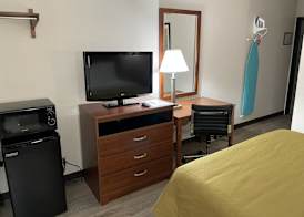 Econo Lodge Cartersville-Emerson Lake Point 3