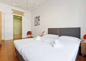 Roomy Apartment Duomo & San Babila 2