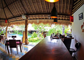 The Calmtree Bungalows 2