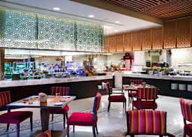 Bab Al Qasr Hotel and Residences 3