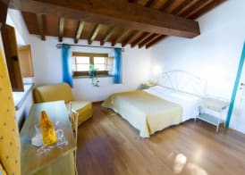 Tenuta La Lupa 2