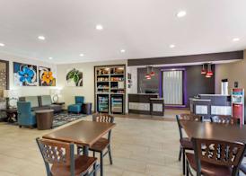 Best Western Plus Lake Worth Inn & Suites 3