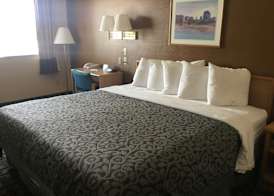 Days Inn by Wyndham Hurricane/Zion National Park Area 5