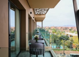 Longue vie Hotels 2