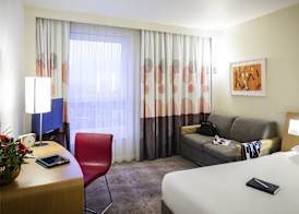 Novotel Reading Centre 3