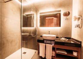 Longue vie Hotels 5