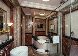 Al Habtoor Grand Resort, Autograph Collection 4