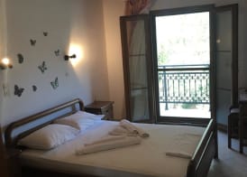 ALEKOS PENSION 4