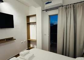 Hotel LBC 2