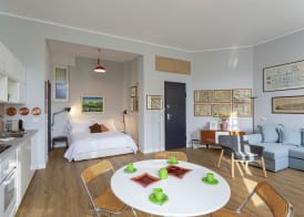 Modern Loft in the City Center 5