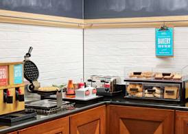 Hampton Inn & Suites Indianapolis-Fishers 5