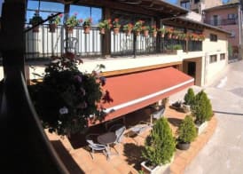 Aparthotel les Corts 5