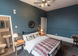 Summerfield Pub & Boutique Rooms 2