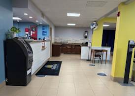 Days Inn by Wyndham Jacksonville Airport 4