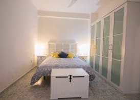 Cisneros Flat 2