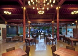 Febri's Hotel & Spa 5