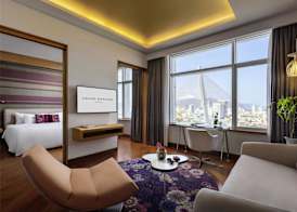 Grand Mercure Danang - 10 minutes to Airport & 200m to Bach Dang Walking street 5