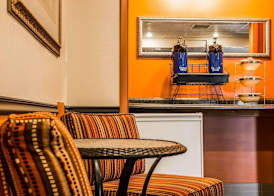 Rodeway Inn Muskegon Airport 4