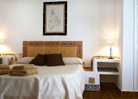 Granada Apartments Familiar Deluxe 3