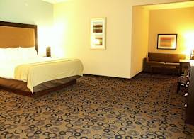 Holiday Inn Express & Suites CLEVELAND NORTHWEST by IHG 4