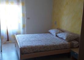 Room-spacious Triple Room a Stones Throw 5