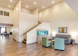 Quality Inn & Suites Near Tanger Outlet Mall 3