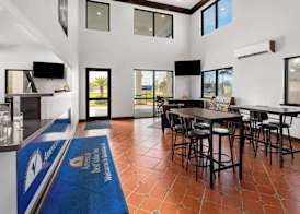 Americas Best Value Inn Gonzales 4