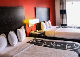 Ramada by Wyndham Oceanside 3