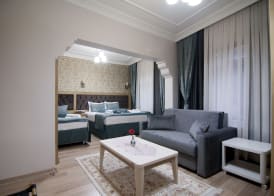 Blue Tuana Hotel Old City 3