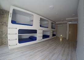Hostel Cross 4