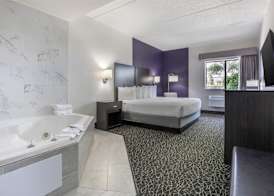 Best Western Bolingbrook Hotel 4