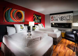 Staypineapple, Hotel FIVE, Downtown Seattle 4