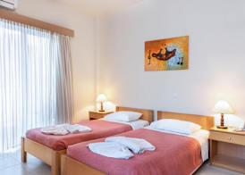 International Hotel 3
