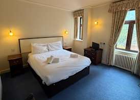 Lochalsh View en suite Kyle near Skye 4