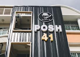 POSH 41 2