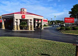 Ramada by Wyndham Savannah Gateway 2