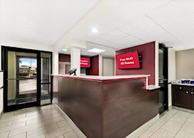 Red Roof Inn & Suites Duncan 3