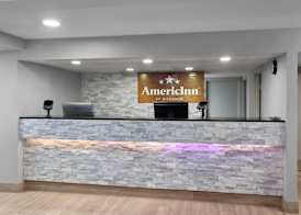 AmericInn by Wyndham Reedsburg 2