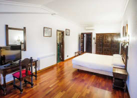 Hotel Conde Rodrigo II by eme hoteles 4