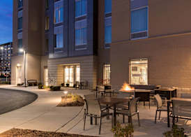 Hampton Inn & Suites Indianapolis-Keystone 2