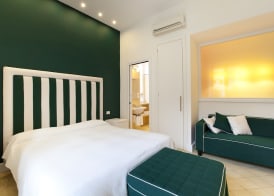 Sorrento Apartments One 3