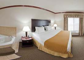 Holiday Inn Express & Suites SHERMAN HWY 75 by IHG 5